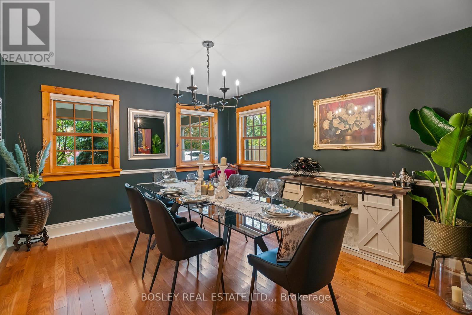 851 CHARLOTTE STREET - 13