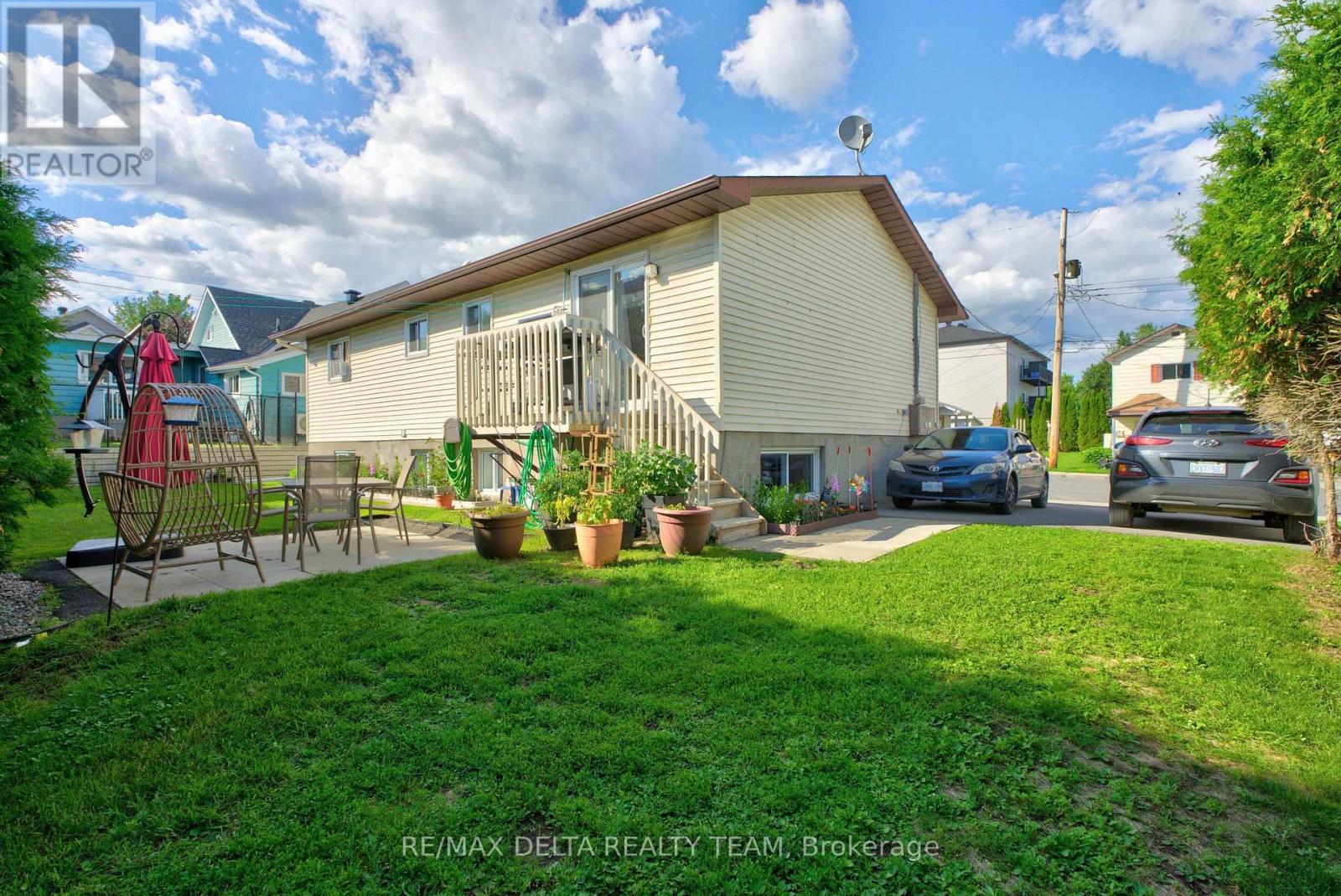 522 ST LOUIS STREET - 32