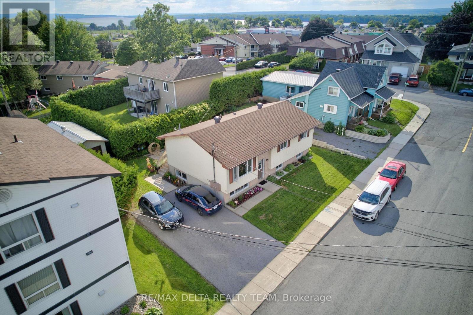 522 ST LOUIS STREET - 5