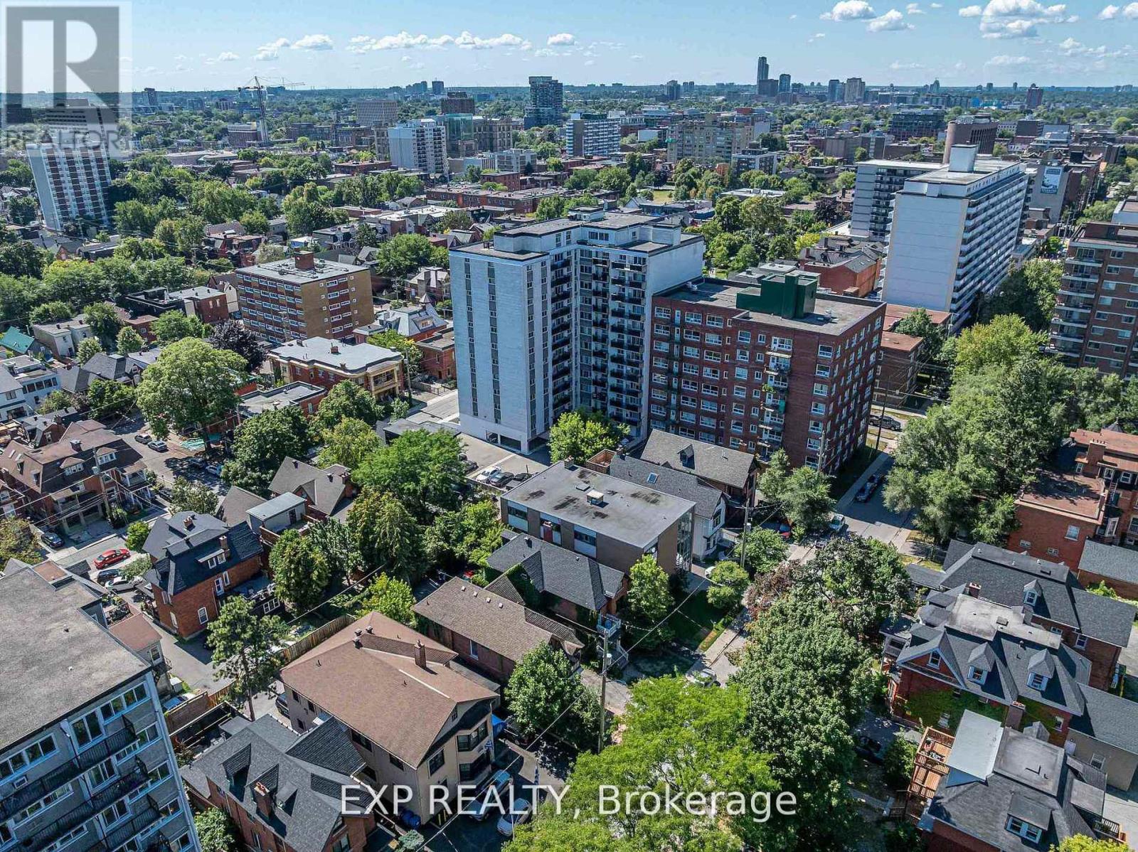 88 MACLAREN STREET - 39