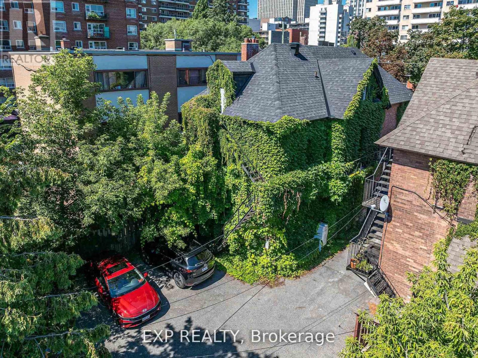 88 MACLAREN STREET - 43