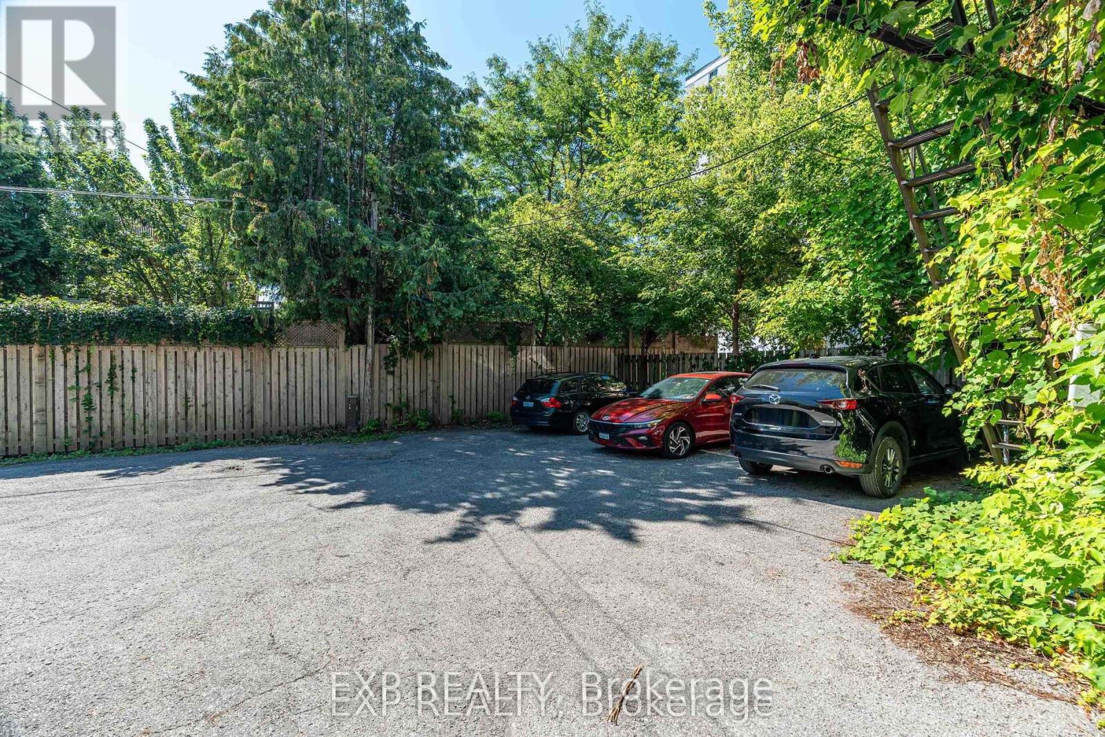 88 MACLAREN STREET - 48