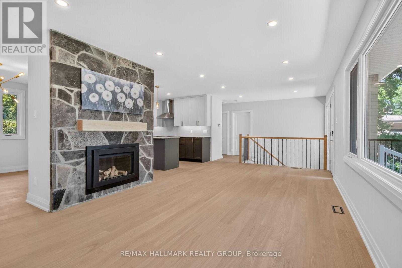 4 Bed, 2 Bath House for Sale in Ottawa – 1054 CHELSEA DRIVE, Ottawa – MLS# X13495054 - Image 12