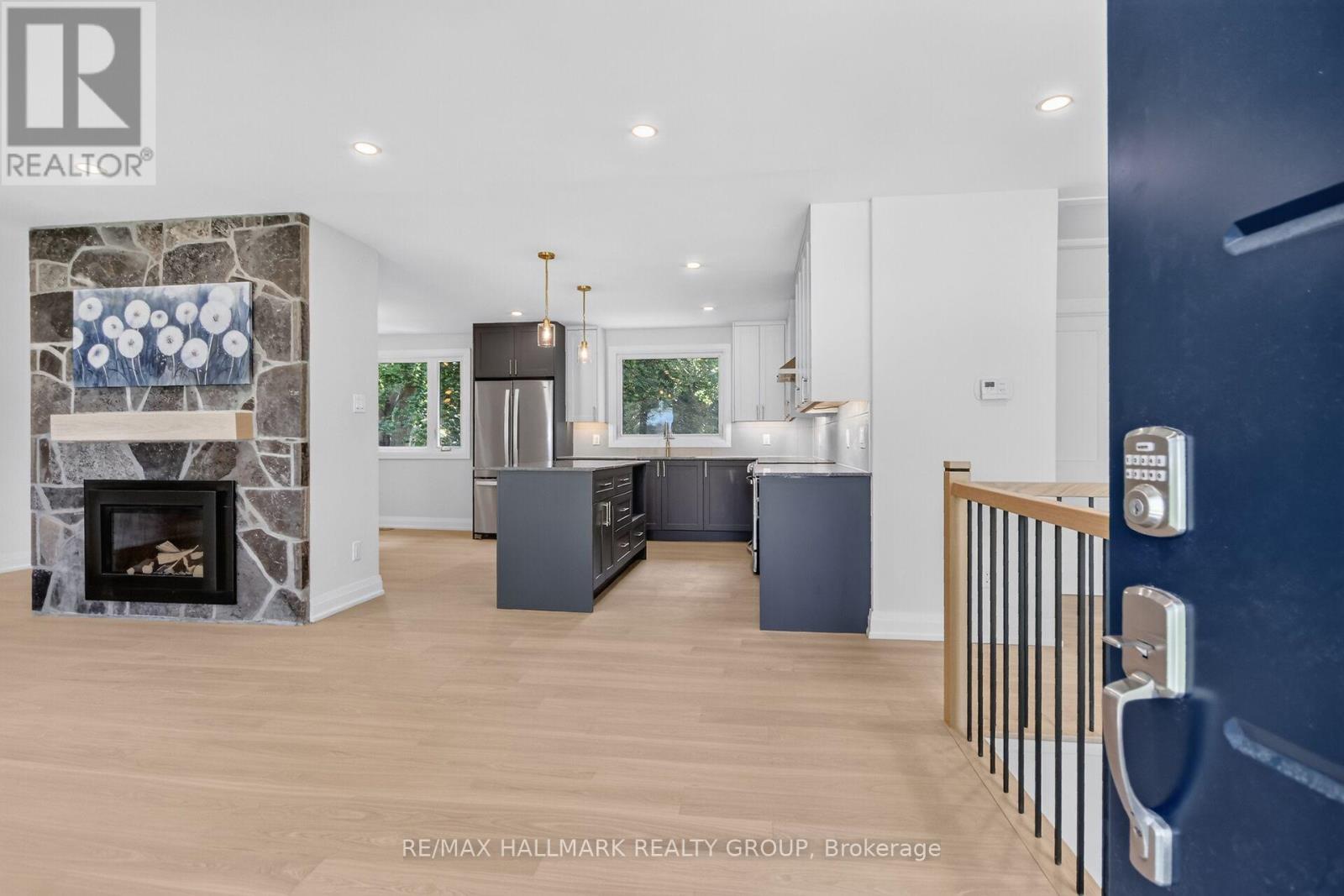 4 Bed, 2 Bath House for Sale in Ottawa – 1054 CHELSEA DRIVE, Ottawa – MLS# X13495054 - Image 9
