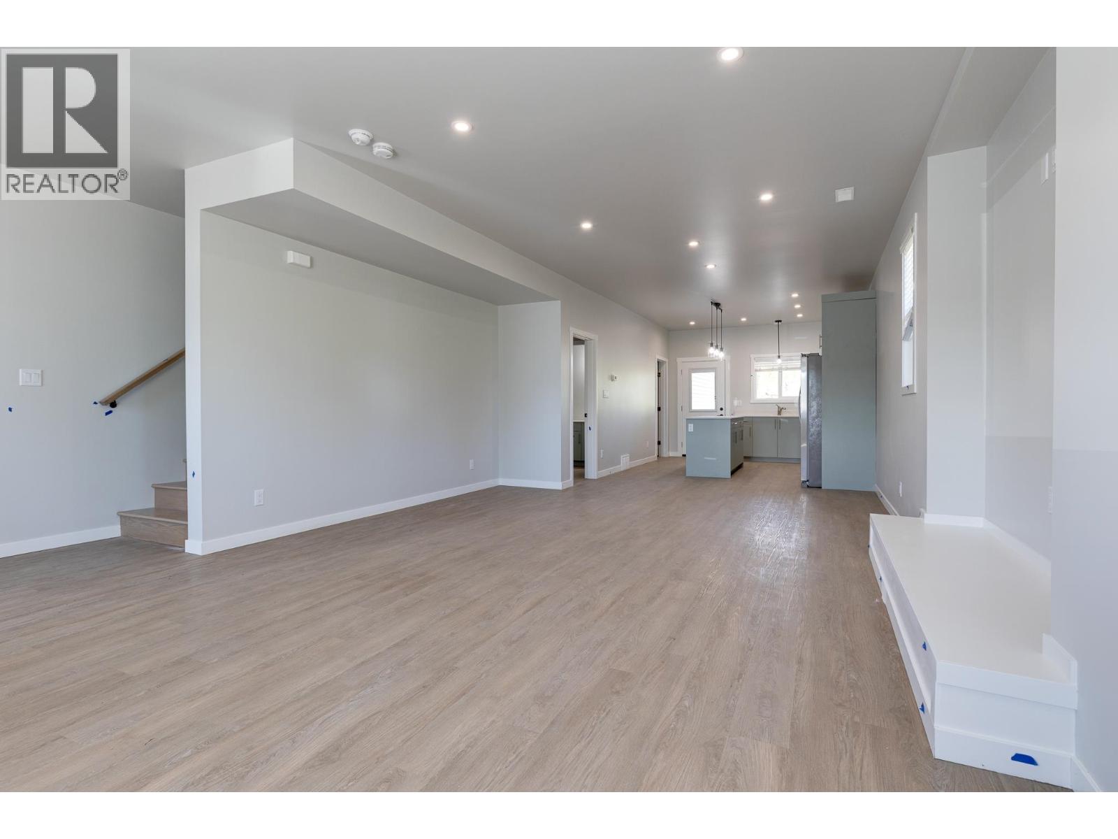1215 N BLACKBURN ROAD - 5