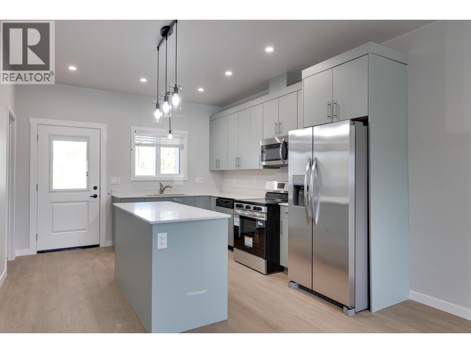 1215 N BLACKBURN ROAD - 7