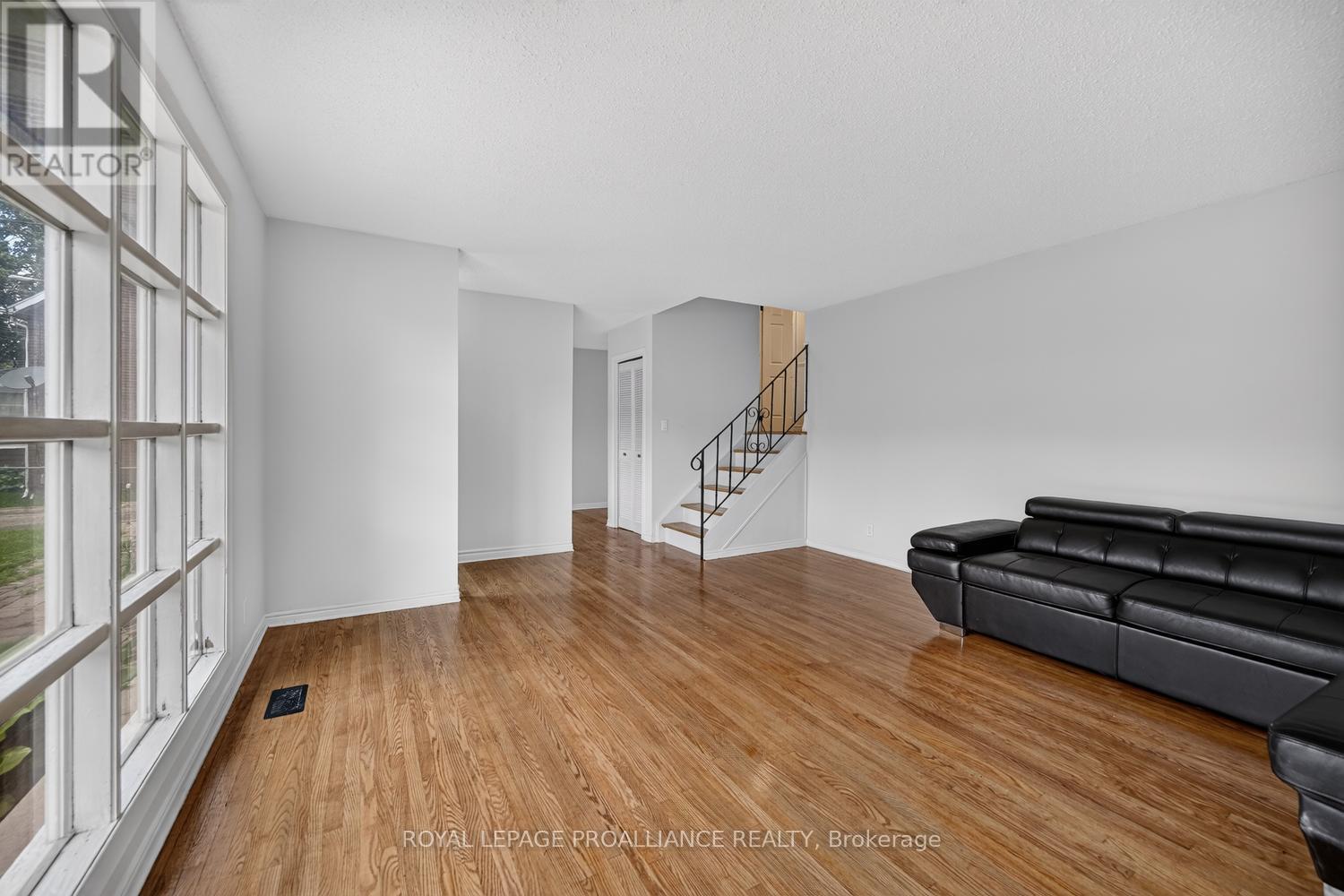 59 ABBOTT STREET - 9