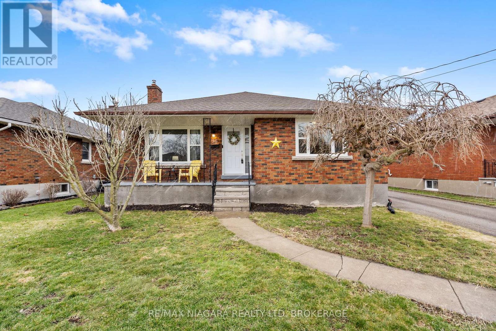 96 CLARKE STREET - 1
