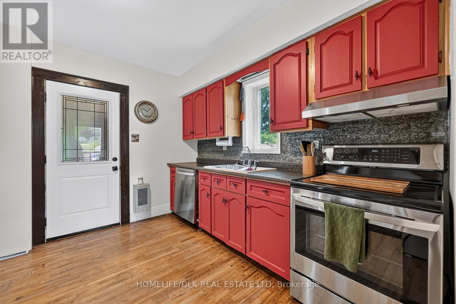 34 QUABBIN ROAD - 13