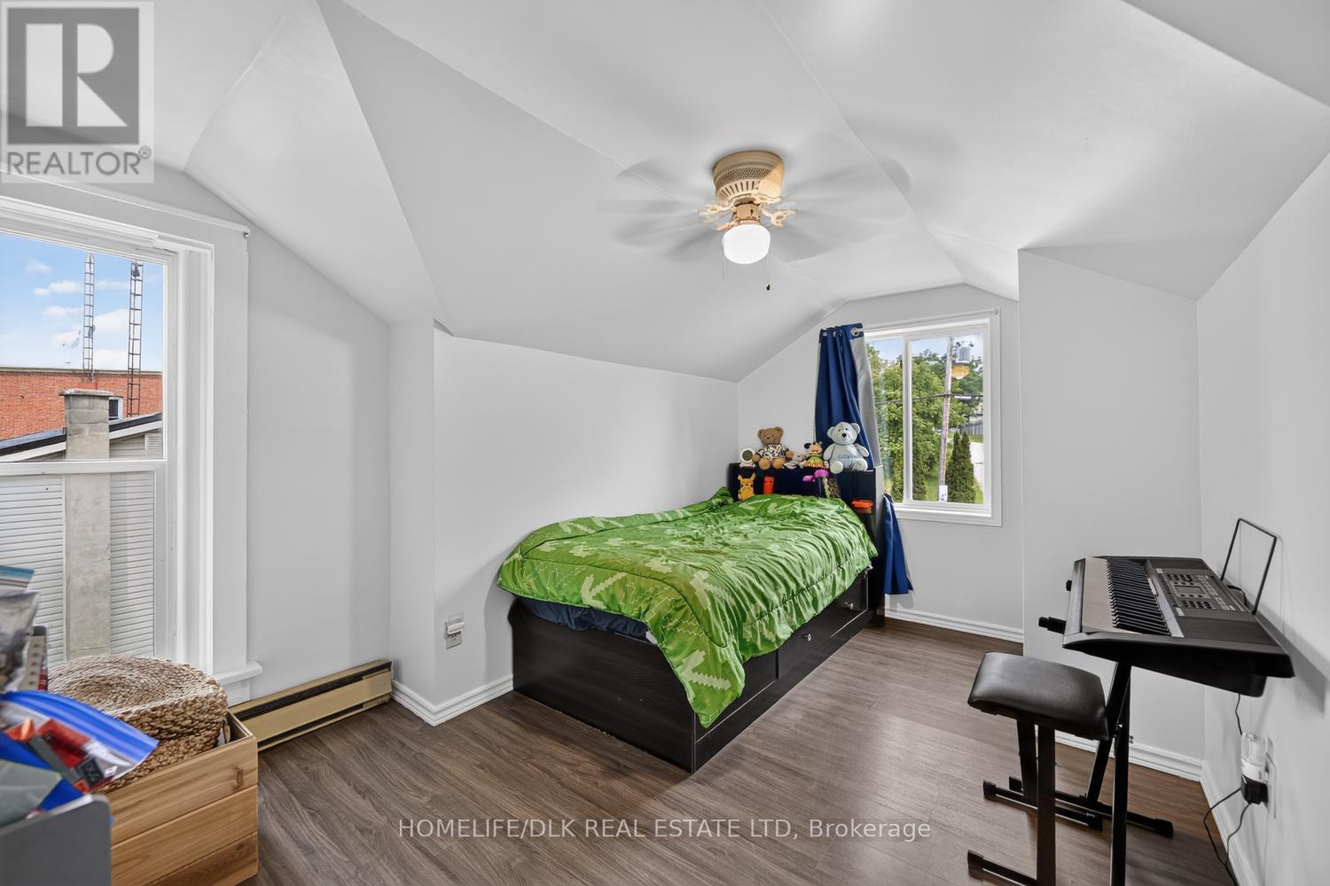 34 QUABBIN ROAD - 16