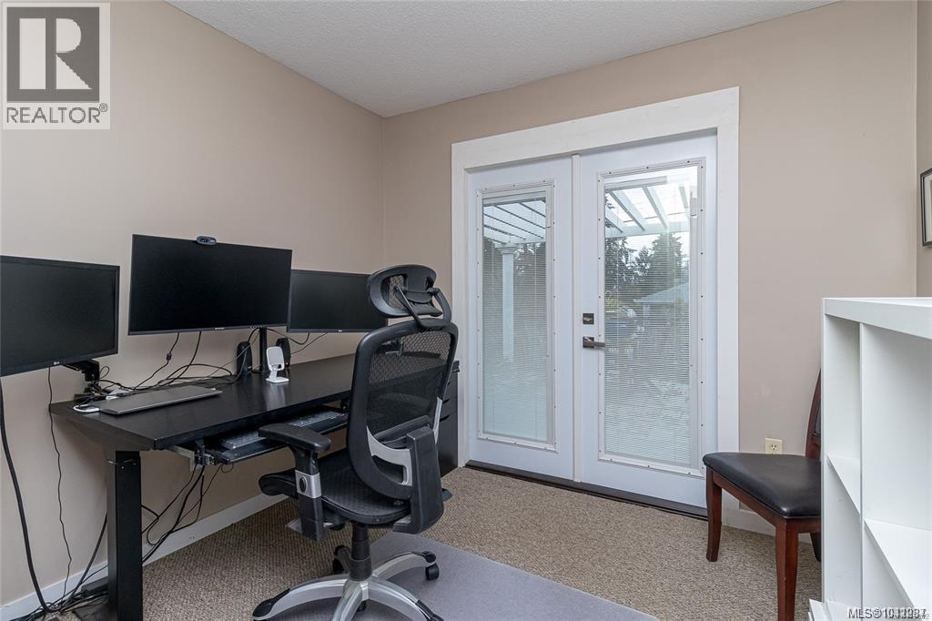 5384 Miller Rd - 22