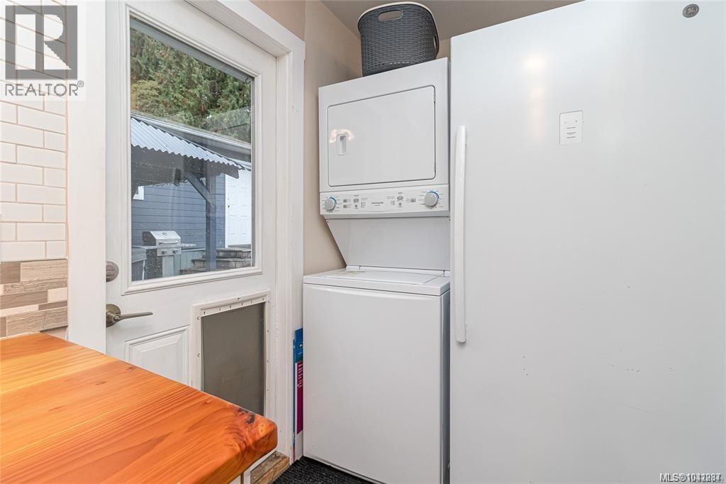 5384 Miller Rd - 23