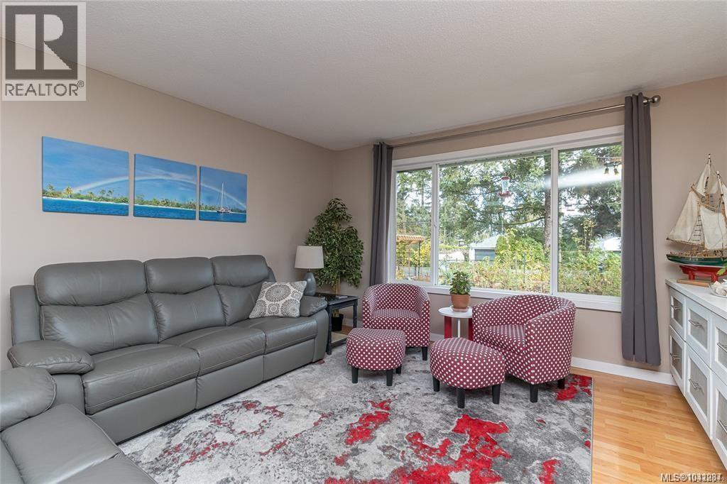 5384 Miller Rd - 4