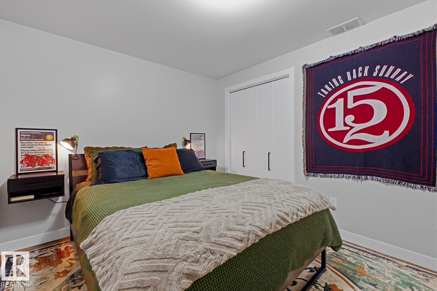 10328 73 ST NW — photo 42