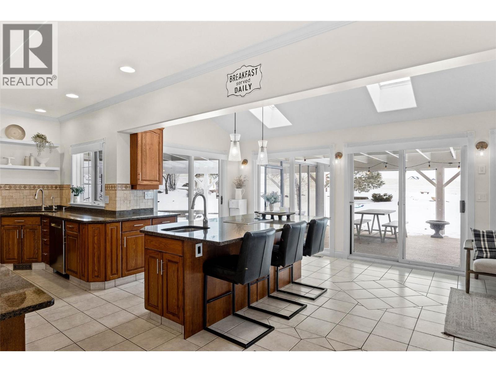 3100 PRINCETON KAMLOOPS Highway - 13