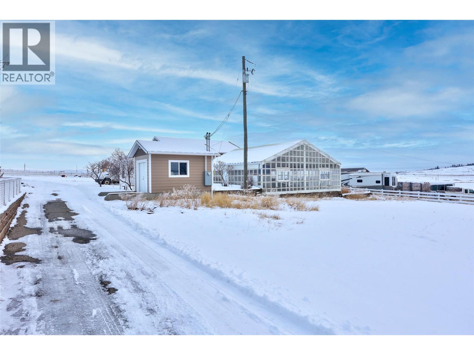 3100 PRINCETON KAMLOOPS Highway - 64