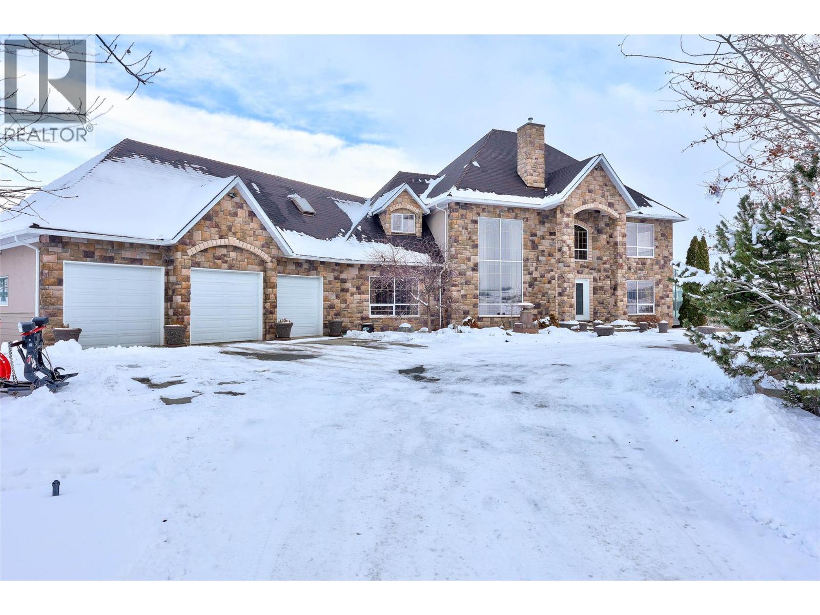 3100 PRINCETON KAMLOOPS Highway, Kamloops — photo 2