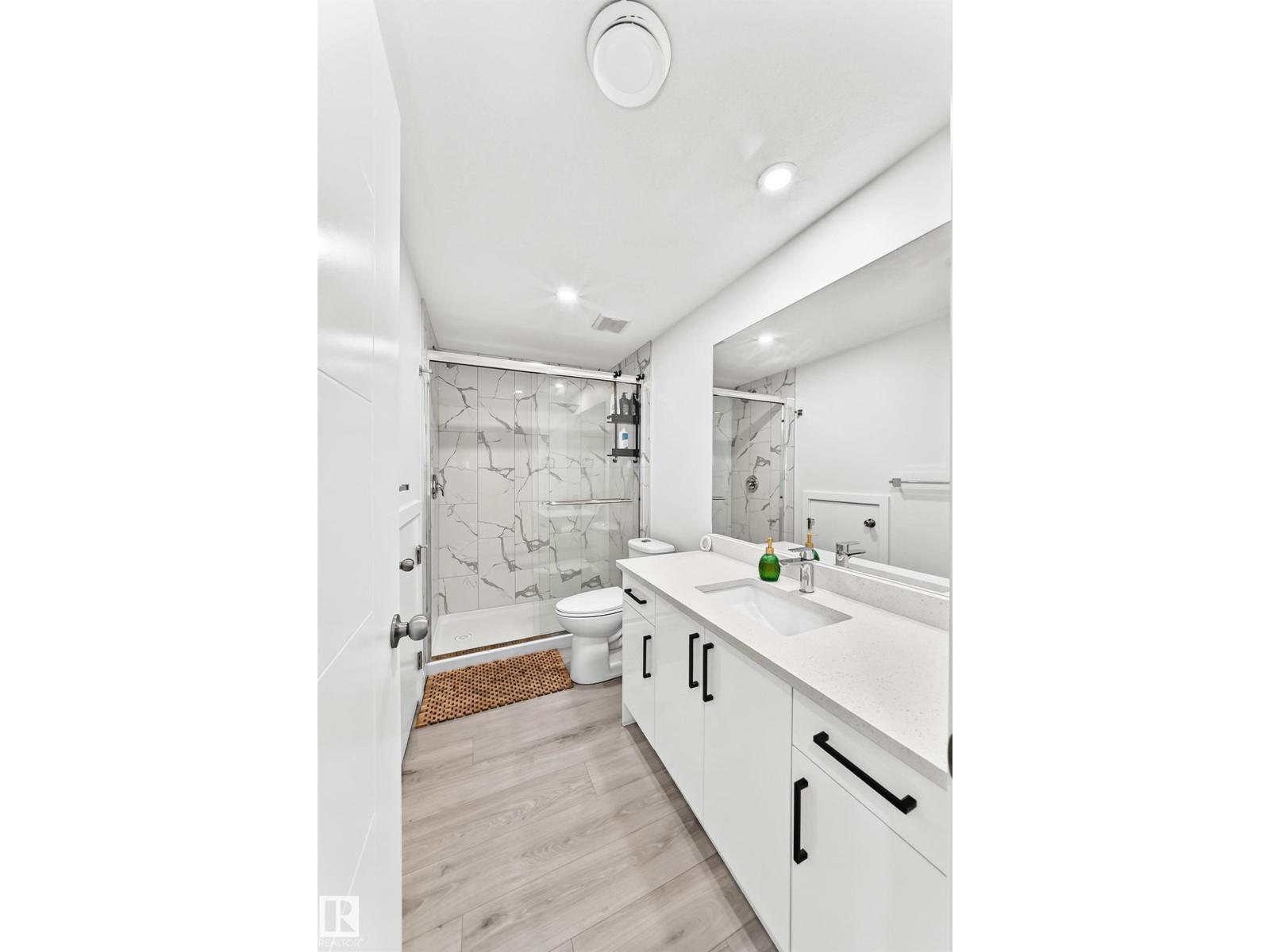 3672 Claxton PL SW — photo 60