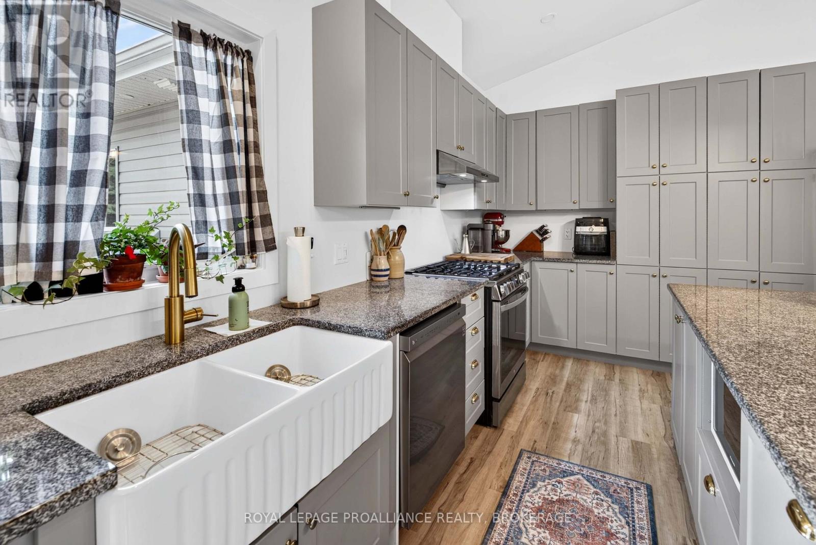 499 BUSH ROAD - 28