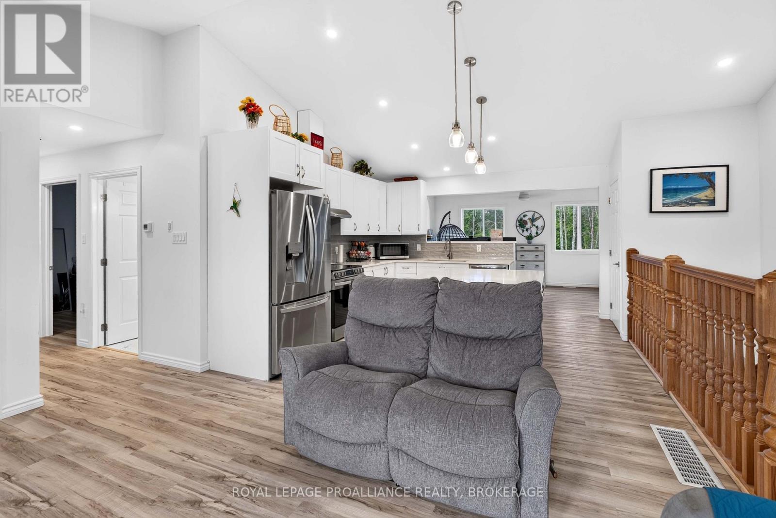 499 BUSH ROAD - 33