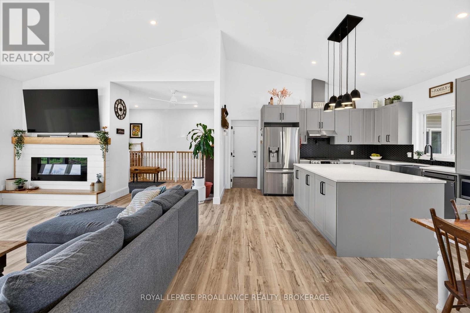 499 BUSH ROAD - 8