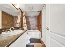 210 15130 108 Avenue, Surrey, BC V3R0T8 Photo 7