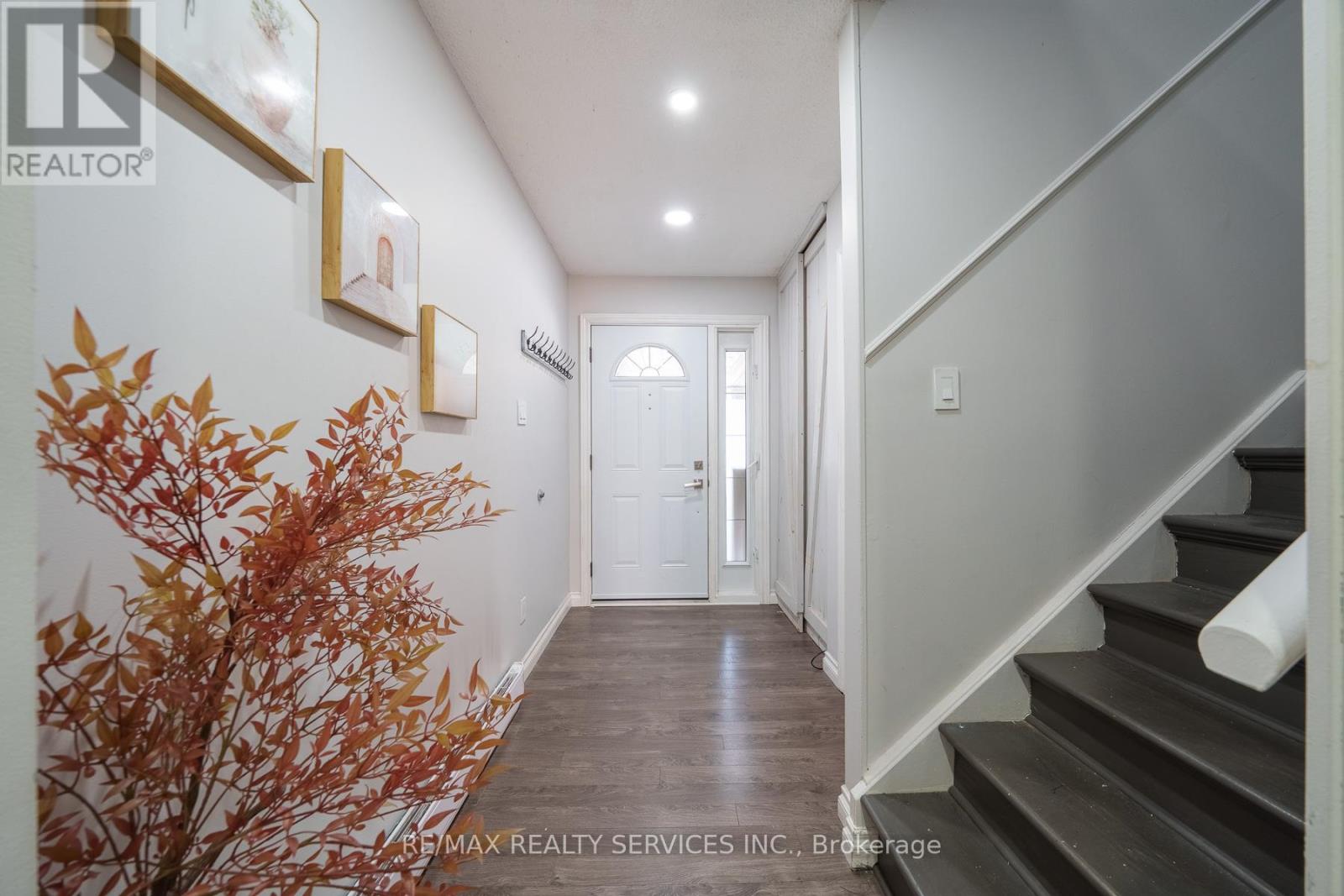 #43 5009 PINEDALE AVENUE - 2