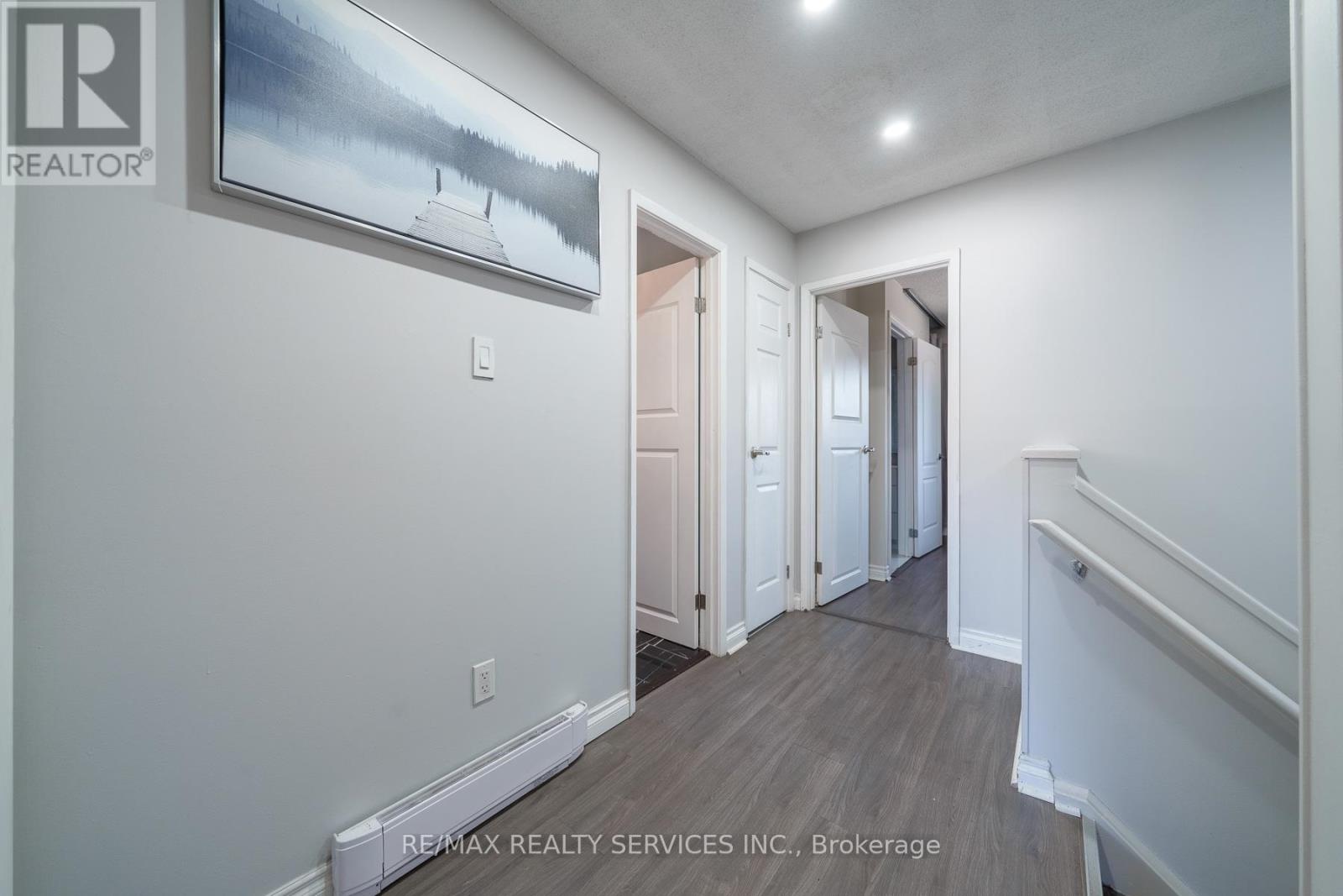 #43 5009 PINEDALE AVENUE - 23