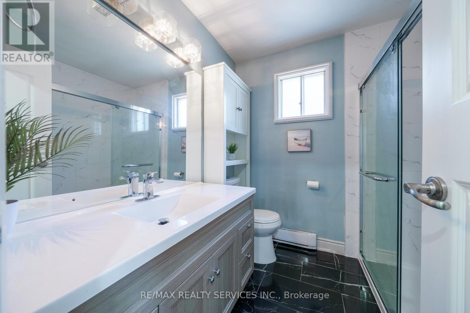 #43 5009 PINEDALE AVENUE - 26