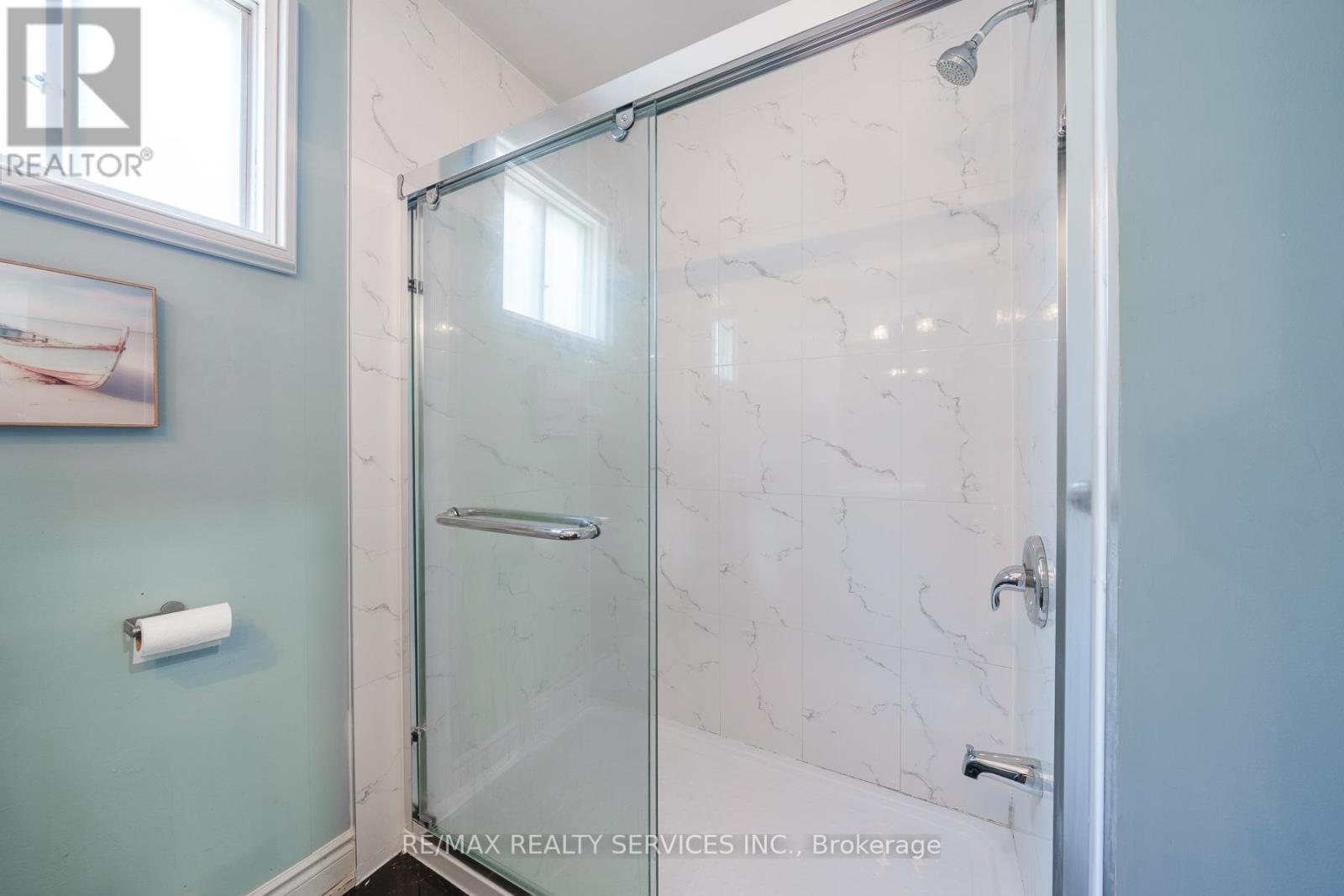 #43 5009 PINEDALE AVENUE - 27