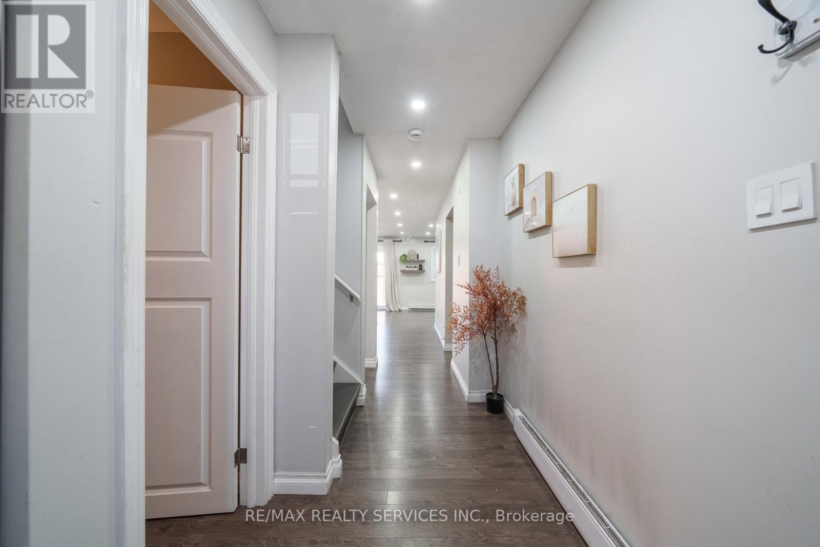 #43 5009 PINEDALE AVENUE - 3