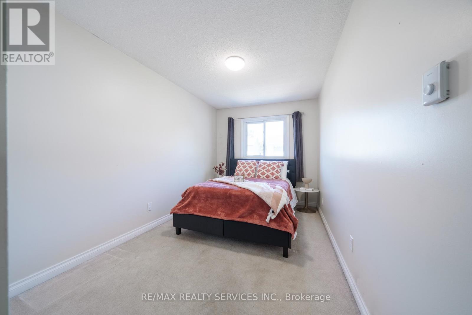 #43 5009 PINEDALE AVENUE - 30