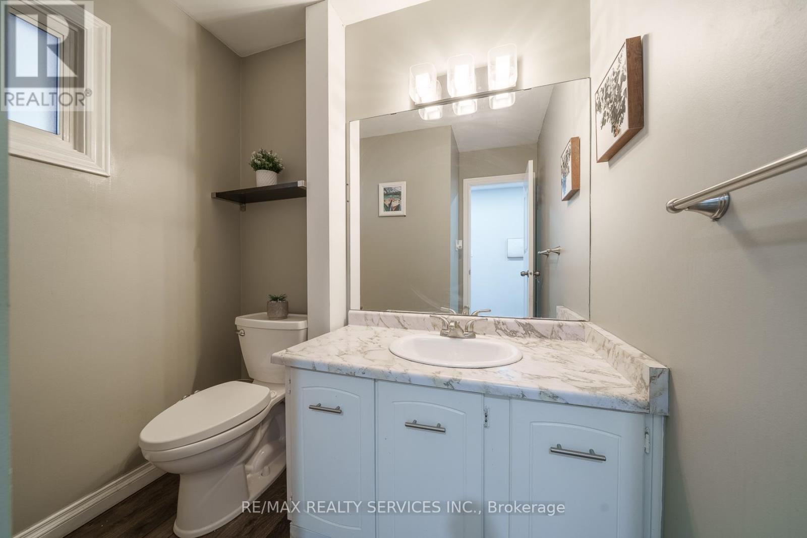 #43 5009 PINEDALE AVENUE - 4