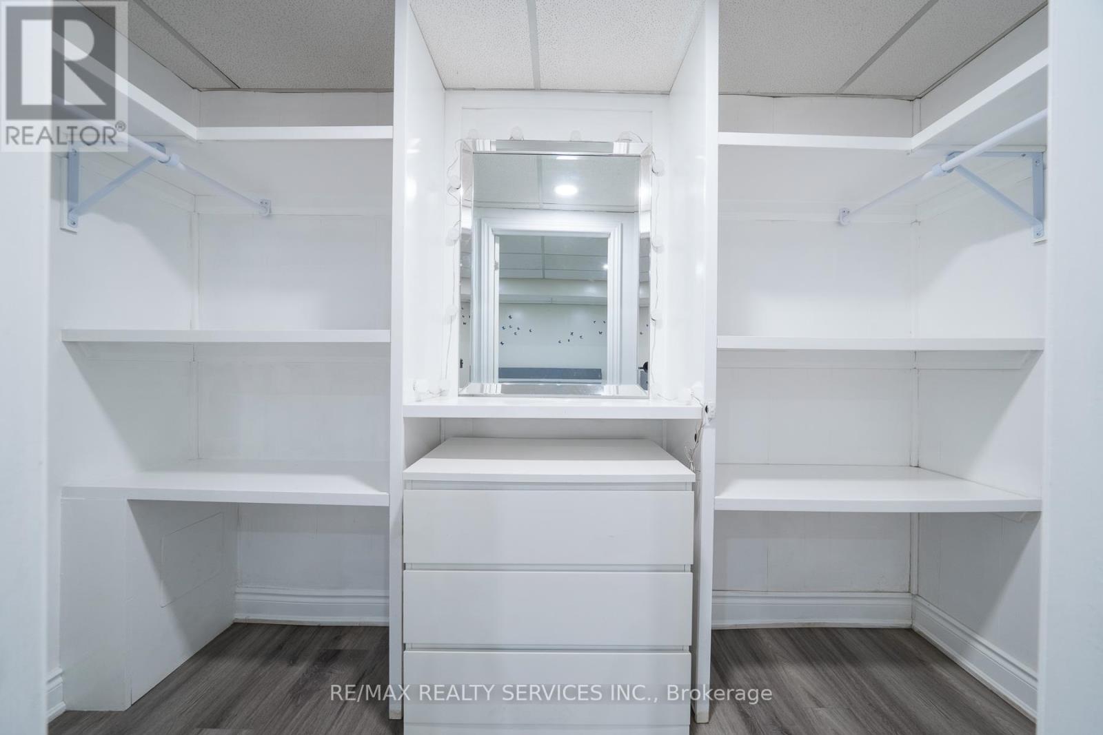 #43 5009 PINEDALE AVENUE - 45