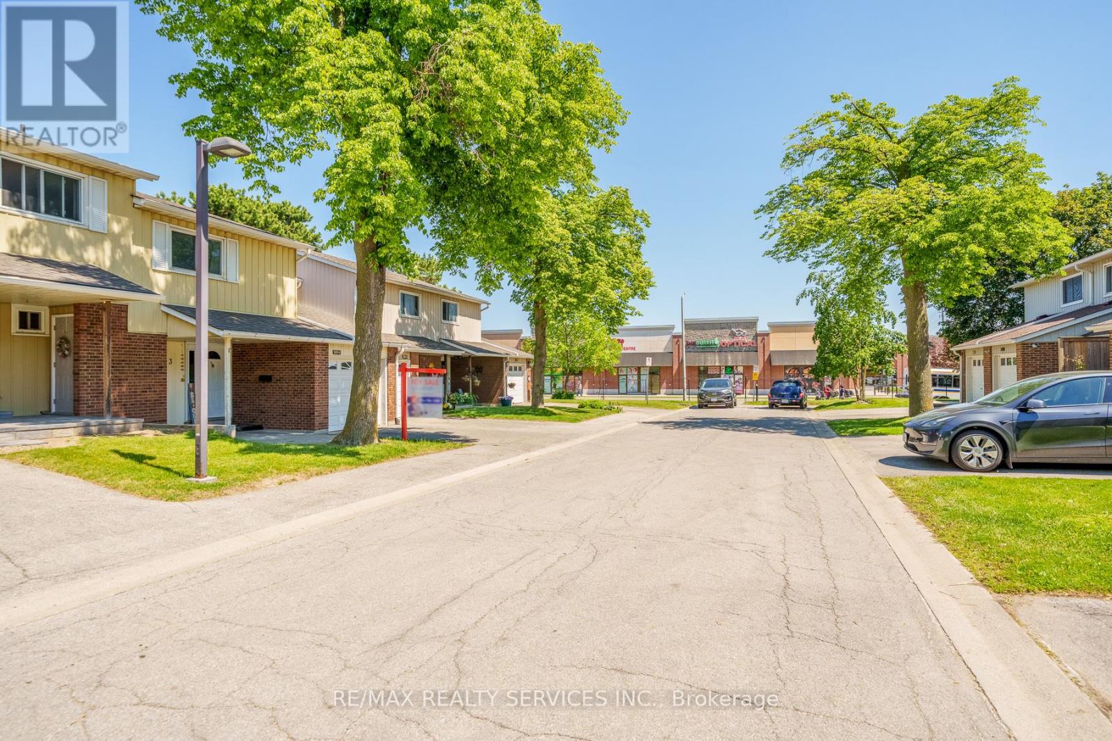 #43 5009 PINEDALE AVENUE - 48