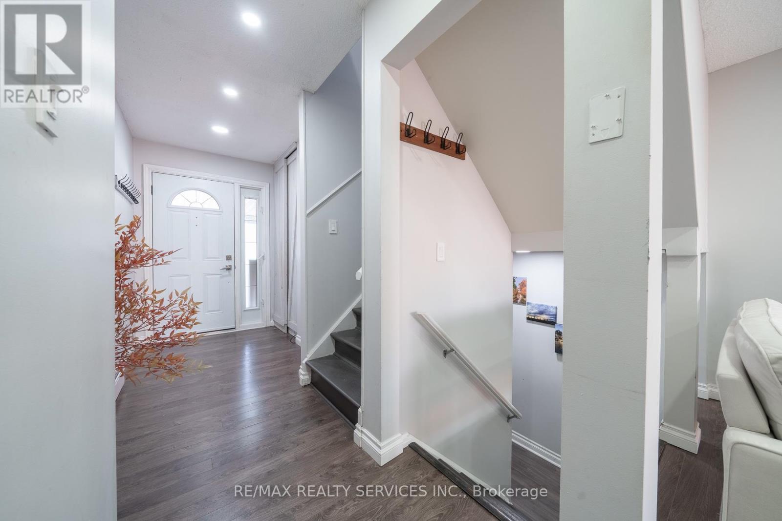 #43 5009 PINEDALE AVENUE - 6