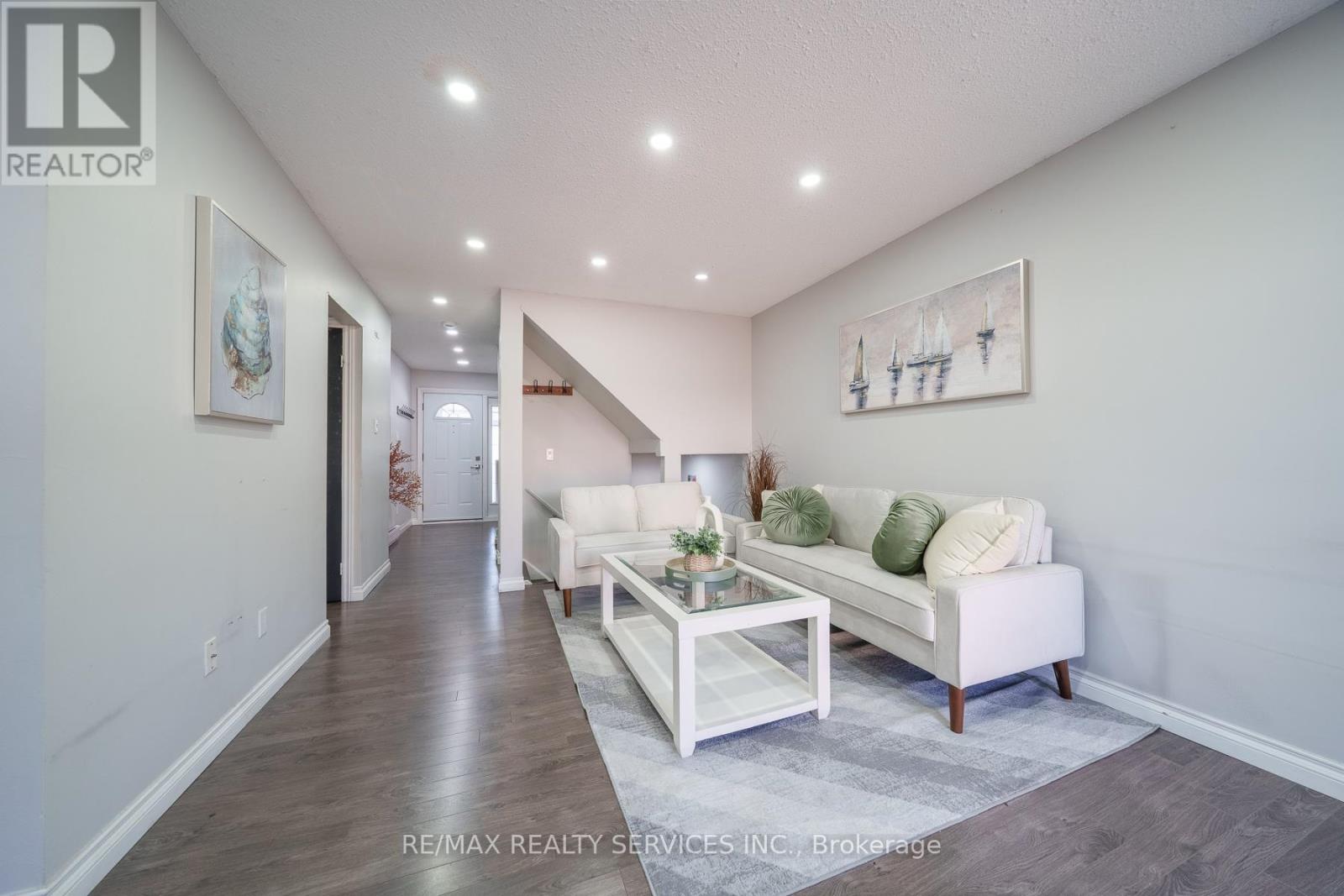 #43 5009 PINEDALE AVENUE - 8