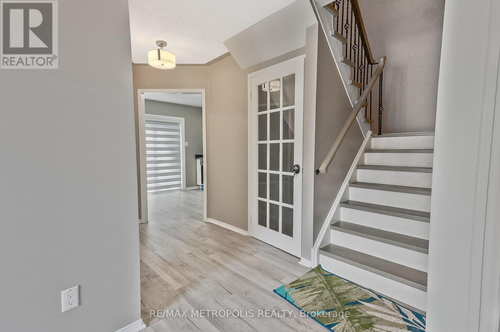 63 WICKSTEAD COURT - 14