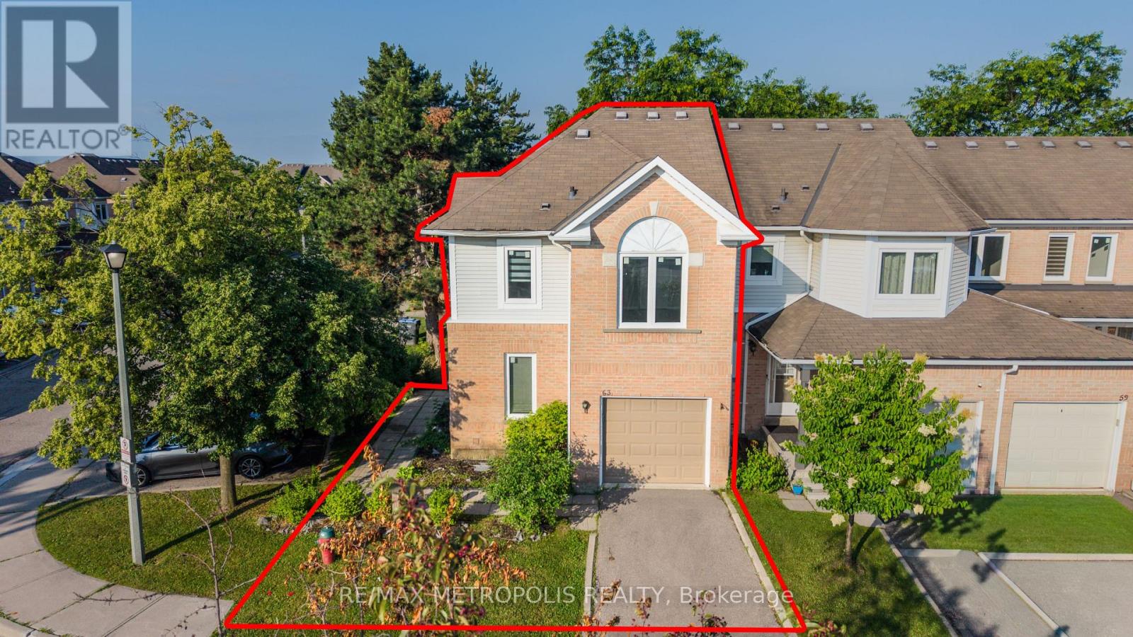 63 WICKSTEAD COURT - 2