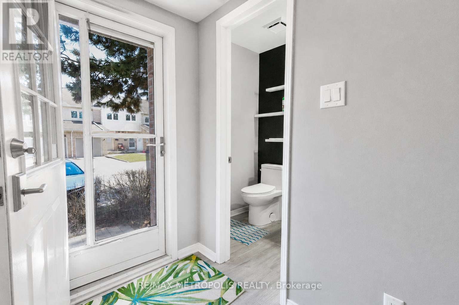 63 WICKSTEAD COURT - 5