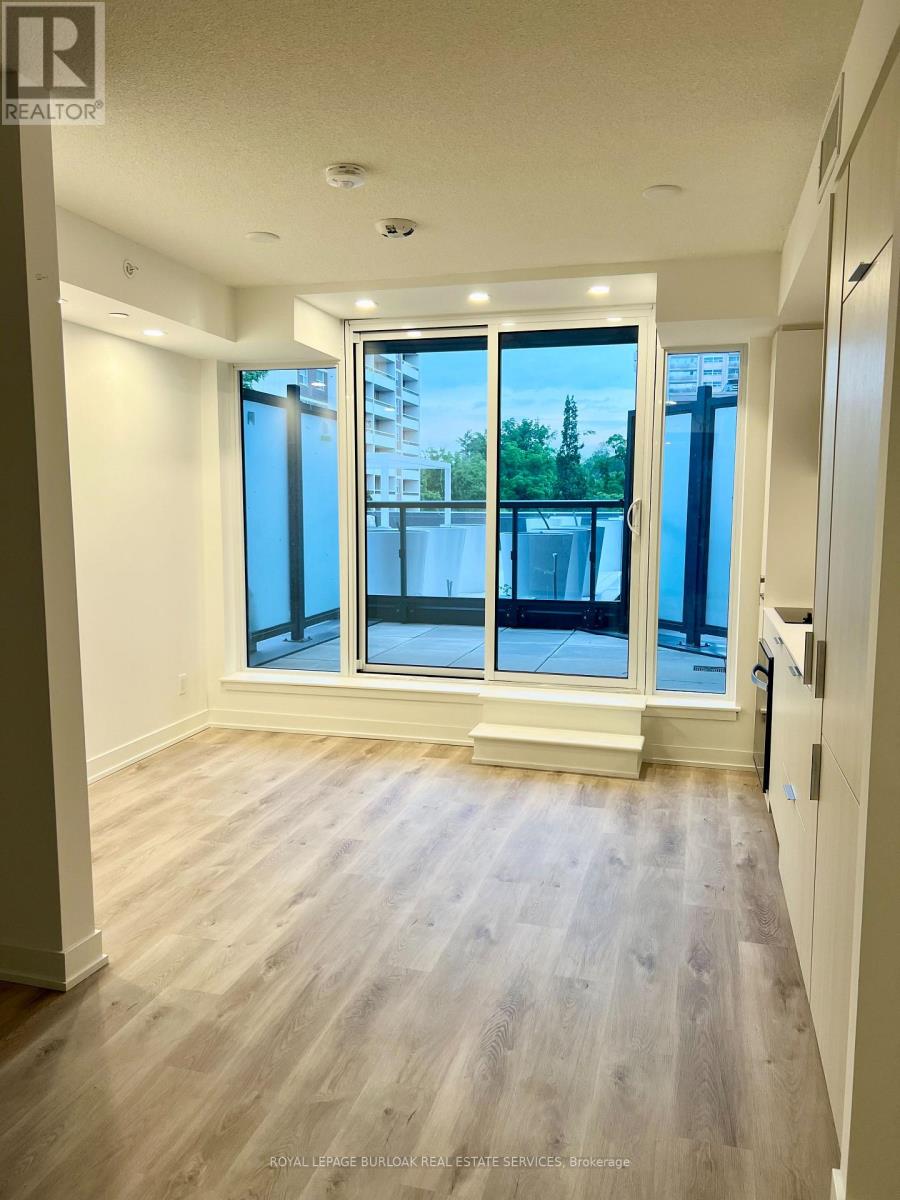 #212 370 MARTHA STREET - 17