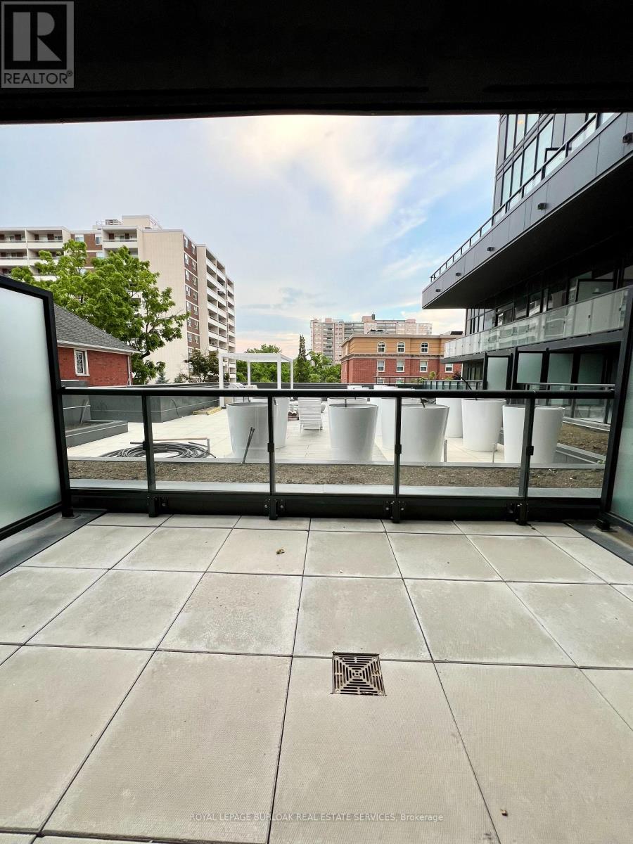 #212 370 MARTHA STREET - 28