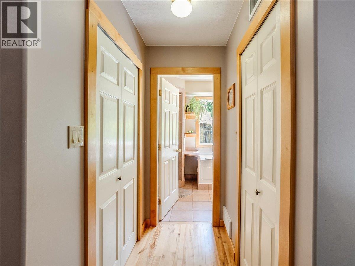 4185 Kays Road - Image 36