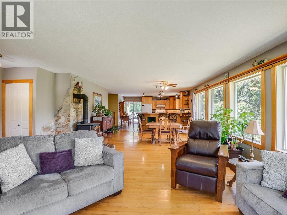 4185 Kays Road - Image 27