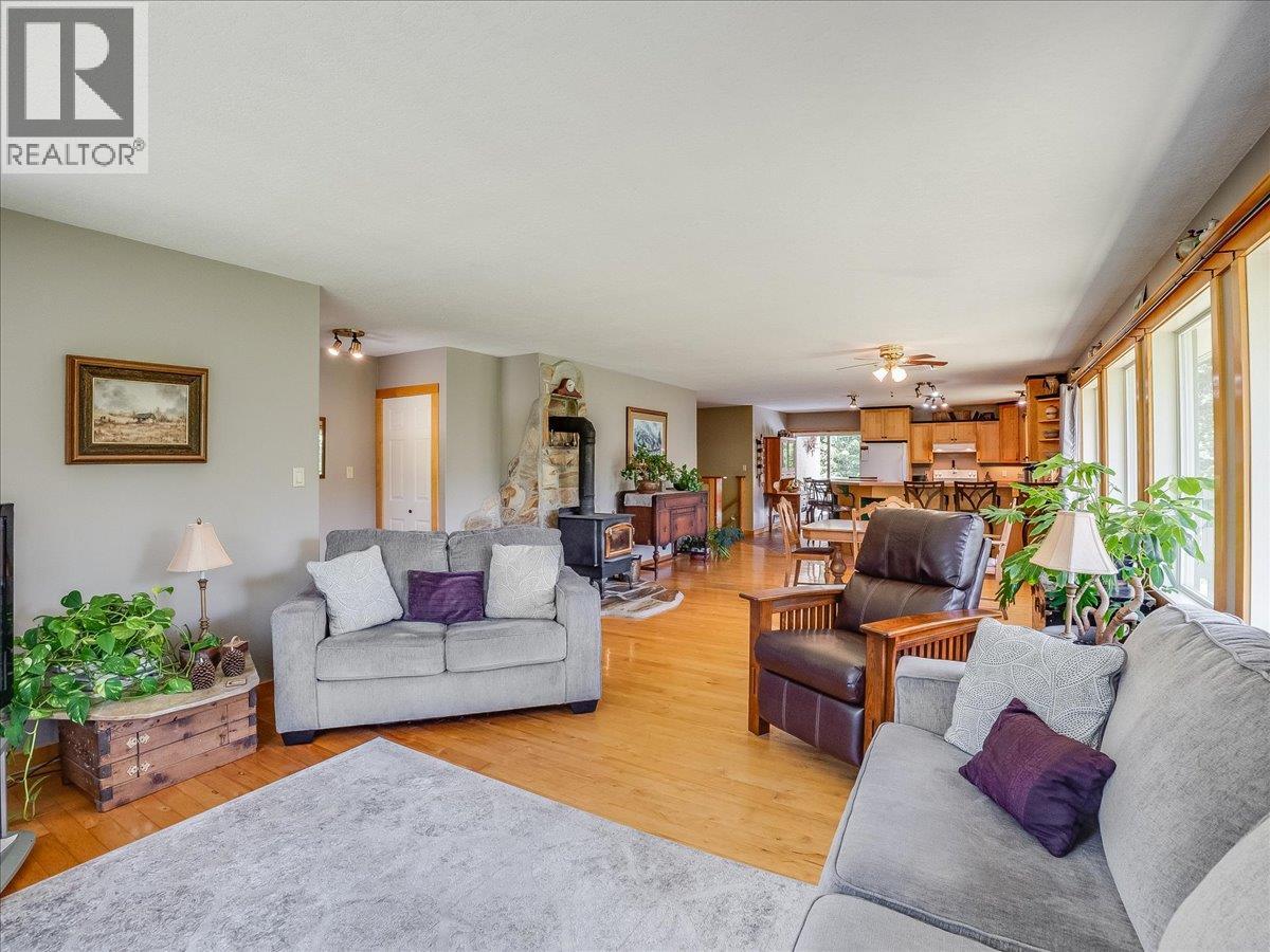 4185 Kays Road - Image 23