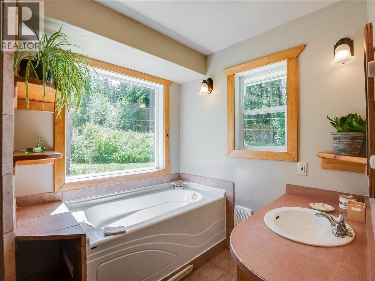 4185 Kays Road - Image 37