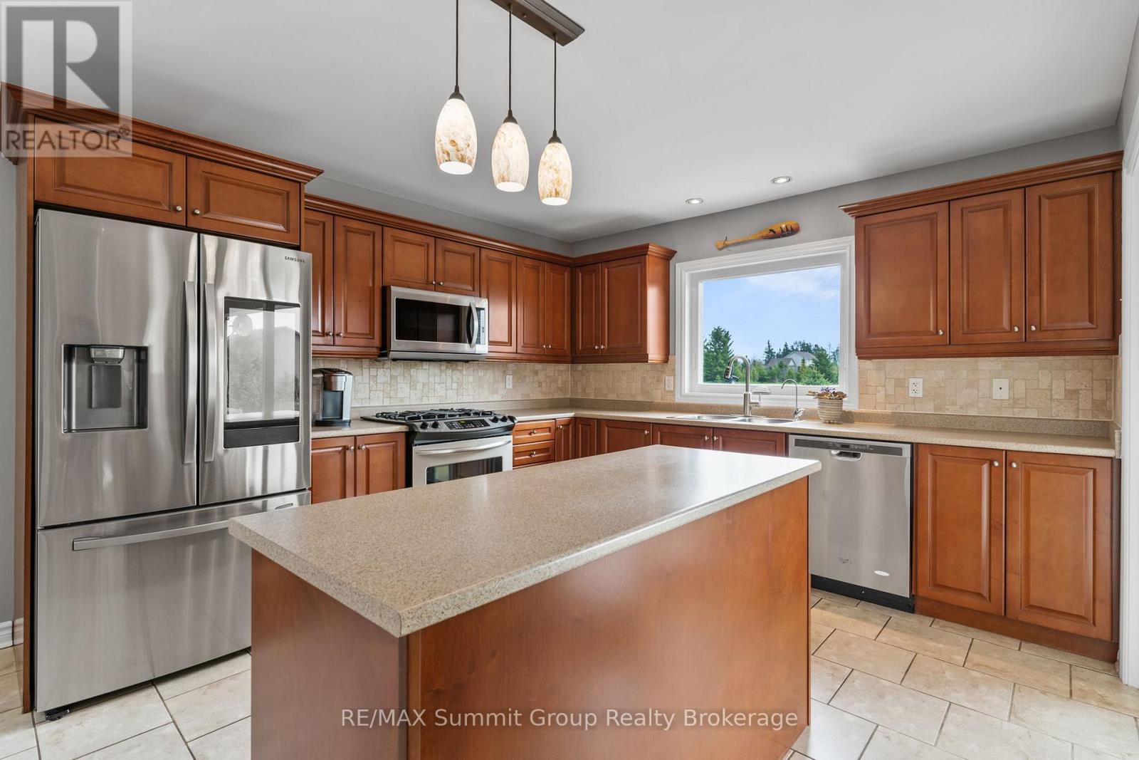 15 MOUNT HAVEN CRESCENT - 10