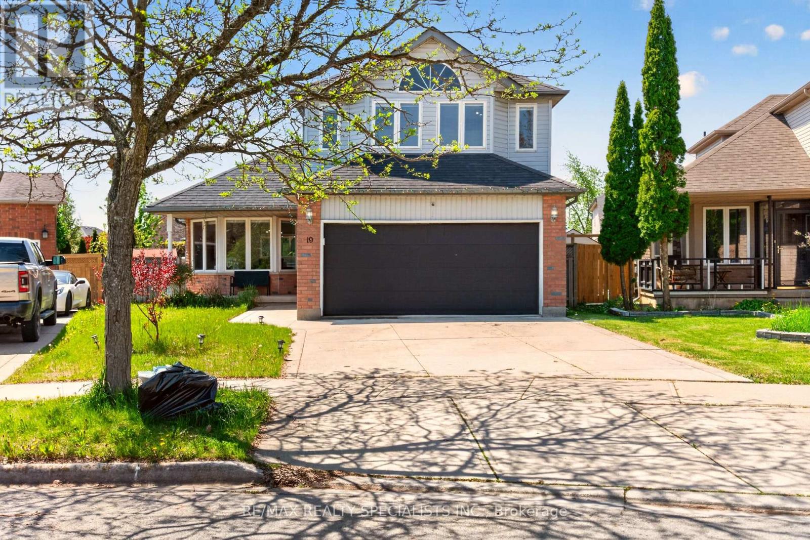 19 SIDNEY CRESCENT - 7