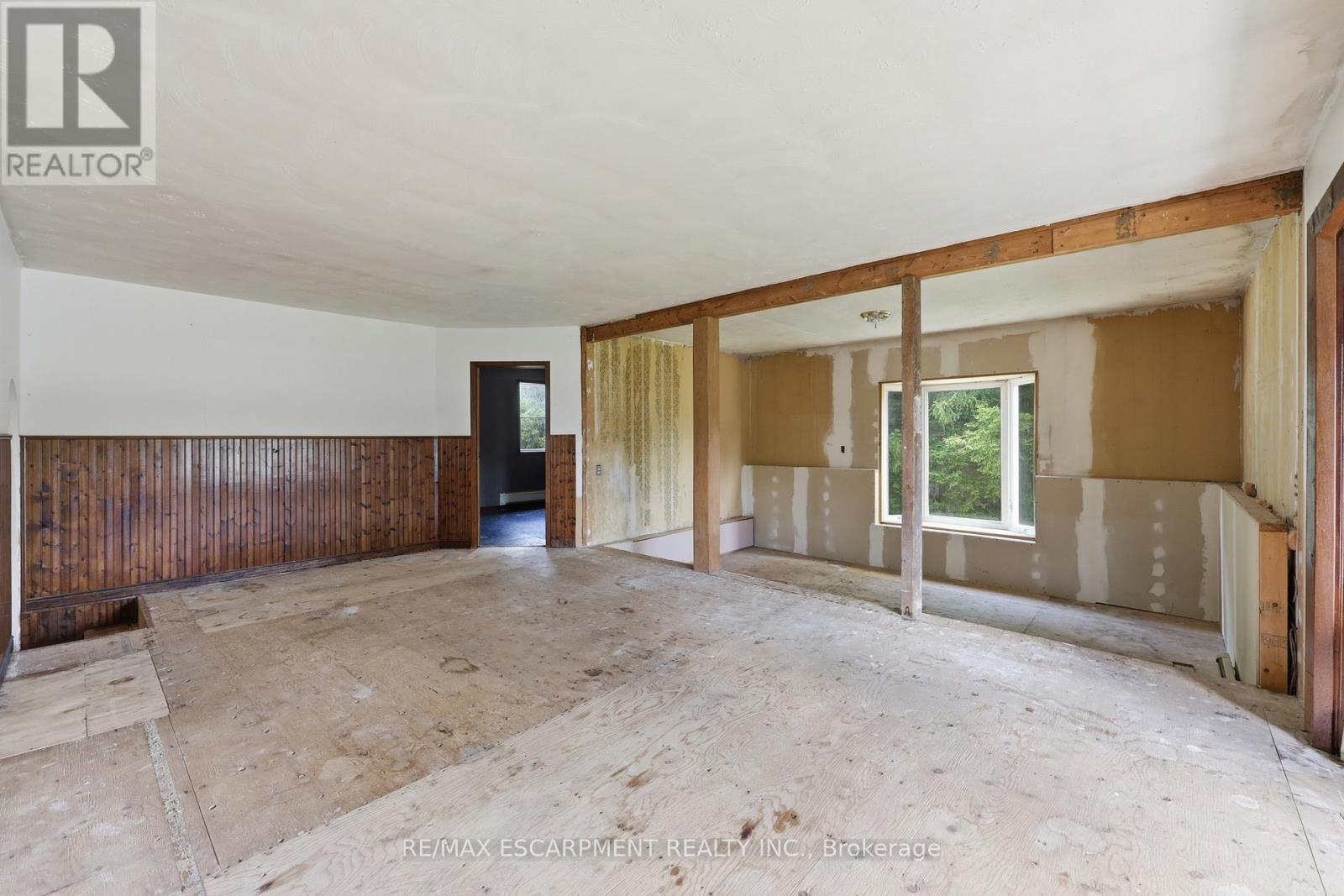 8404 CHIPPEWA ROAD - 19