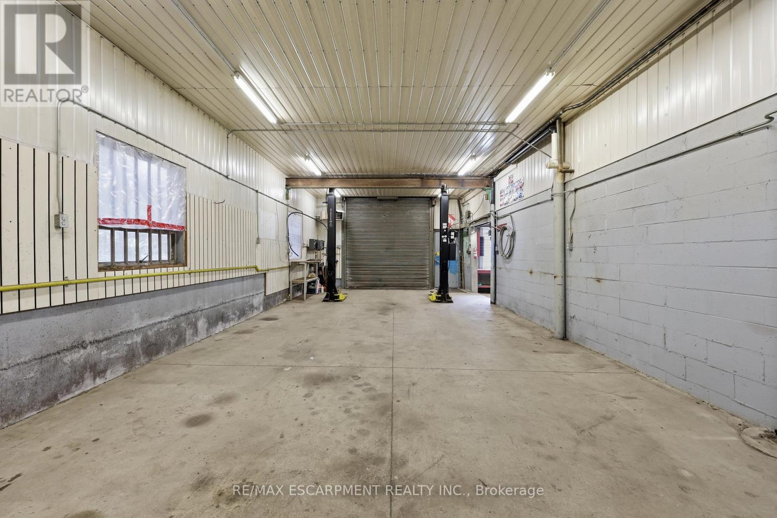 8404 CHIPPEWA ROAD - 37